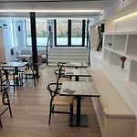 瓦伦西亚呼鲁特住宿加早餐旅馆 招待所 3*