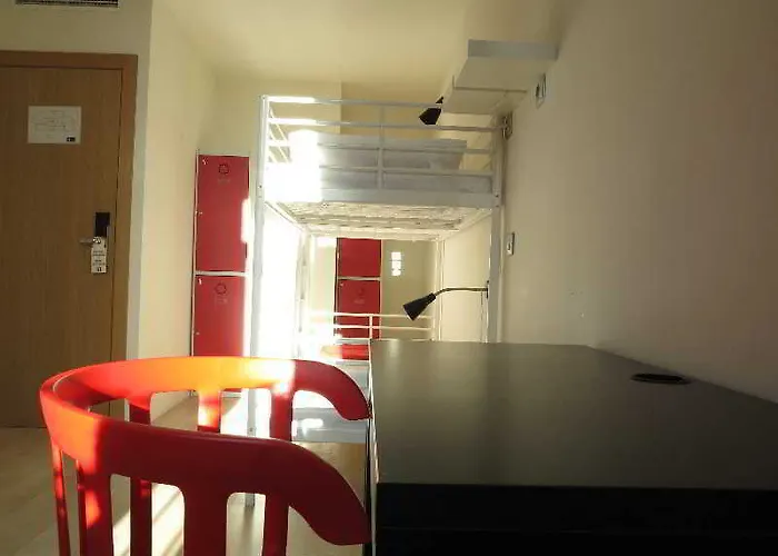 招待所 瓦伦西亚呼鲁特住宿加早餐旅馆 3*