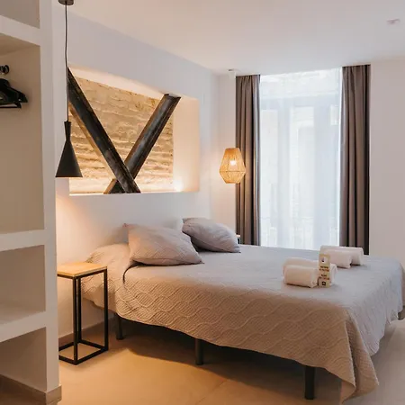 Hulot Валенсия